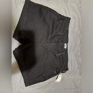 New women’s black jean shorts. Size 14